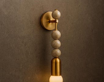 Applique murale en marbre et laiton faite main, lampe de salle de bain moderne Mid-Century, amulette