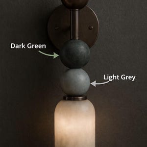 Handgjord vägglampa i alabaster, mässingslampa i mitten av århundradet med alabasterskärm, sänglampa; Sakhawy vägglampa bild 2