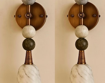 Ensemble de deux appliques murales en marbre faites à la main, avec revêtement en cuir et laiton doré brossé, éclairage moderne