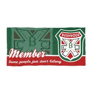 Toalla de playa con el escudo del club de campo Bushwood retro / Tema de golfista