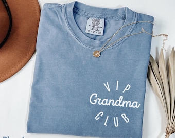 Comfort Colors Matching Grandma Grandpa Shirts, Baby Announcement shirt, First Time Grandparents Reveal Gift Matching, Grandma Sweatshirt
