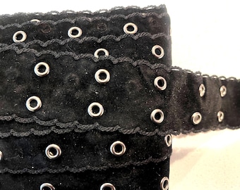 4.5 yards Black velveteen Pewter silver eyelet grommet trim tape sewing for Corsets Bustiers Lacing costumes DIY 1.5" wide