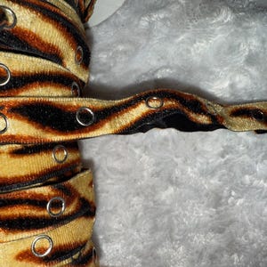 2 yards Stiff ANIMAL PRINT Zebra Velveteen Silver Metal snap tape sewing 3/4&quot; wide