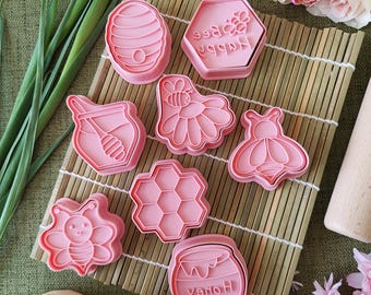 Honey bees cookie cutters box of 8 baking mould fondant embossers