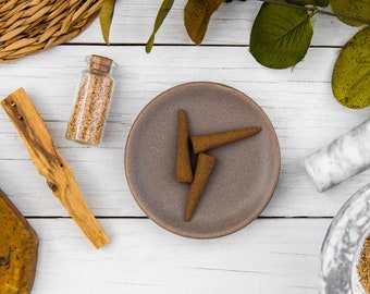 Palo Santo wierookkegels - volledig natuurlijk, met de hand gerold - zakje van 3, 6 of 12 - Paolo Santos, heilig hout - biologisch, veganistisch, boho, yogawierook