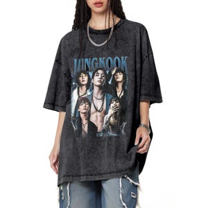 Jungkook bedrucktes T-Shirt mit Rundhalsausschnitt, RM, Jin, Suga, J-Hope, Jimin, V, Jungkook, Vintage BTS Unisex Kurzarm-T-Shirt im K-Pop-Stil, 777 Purple