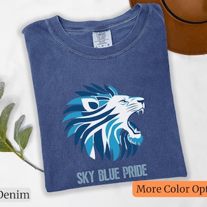 Comfort Colors® スカイブルー プライドライオン Tシャツ – ヴィンテージ マンチェスター フットボールファンシャツ – Comfort Colors 1717 – シティサポーターギフト