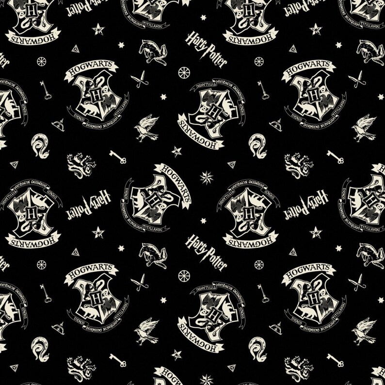 FAT QUARTER HARRY POTTER FABRIC GRYFFINDOR 100/% COTTON CAMELOT QUILTING FQ