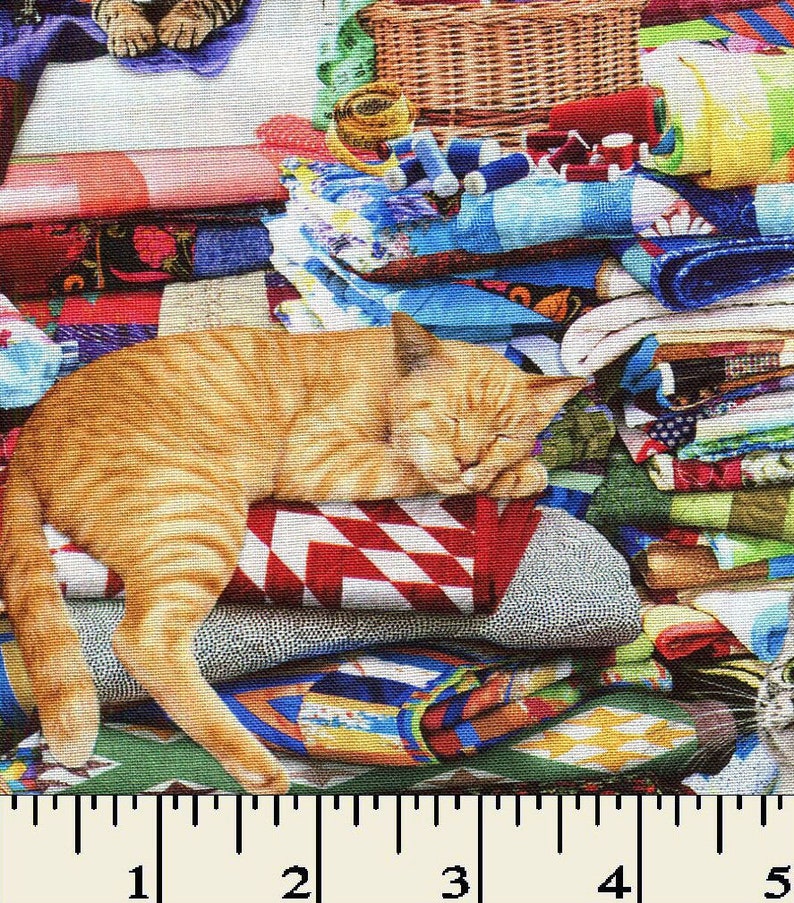 Timeless Treasures Fat Quarter Cats on Quilts