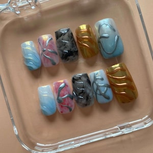 Abstract Mixed Color Press On Nails with 3D Gel Art, Artistic Marble and Metallic Design, Square Tips Reusable Nail Set