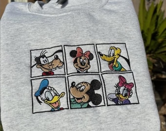 Sudadera con capucha y camiseta bordada de Mickey y sus amigos, camiseta con bordado de Mickey Disney, regalo para él, regalo para ella, regalo de San Valentín