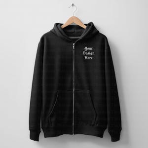 Svart huvtröja med dragkedja, modell | Framifrån | Vit studiobakgrund | Högupplöst PNG | Direktnedladdning