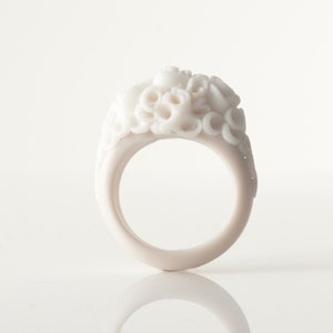 Porcelain Flower Ring, Ivory Ecru with White Roses Farnham image 2