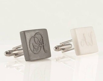 Boutons de manchette initiales carrés en porcelaine gravés, boutons de manchette monogramme personnalisés Farnham