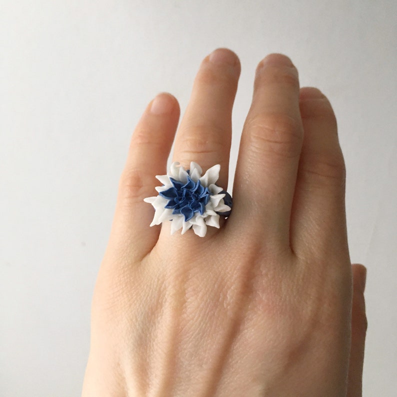 Blue Dahlia Porcelain Flower Ring, Royal Blue White image 4