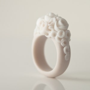 Porcelain Flower Ring, Ivory Ecru with White Roses Farnham image 4