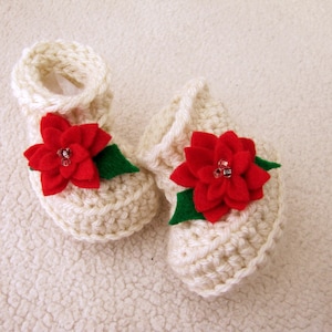 Christmas Baby Booties, Baby's First Christmas, Poinsettia Infant Shoes, Baby Girl Christmas, Crochet Christmas Booties, Holiday Booties