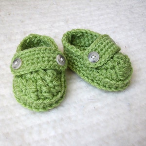Green Crocheted Baby Loafers, Baby Booties, Baby Shoes, Infant Booties, Spring Baby Booties, Gender Neutral Baby Gift image 4