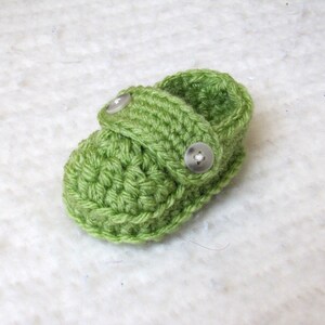 Green Crocheted Baby Loafers, Baby Booties, Baby Shoes, Infant Booties, Spring Baby Booties, Gender Neutral Baby Gift image 3