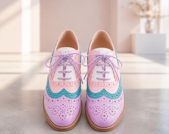 Sapatos Oxford femininos em tons pastel, Oxfords brogue de couro feitos à mão, sapatos de amarrar com bico wingtip em blocos de cores, sapatos Oxford vintage, presente para ela.
