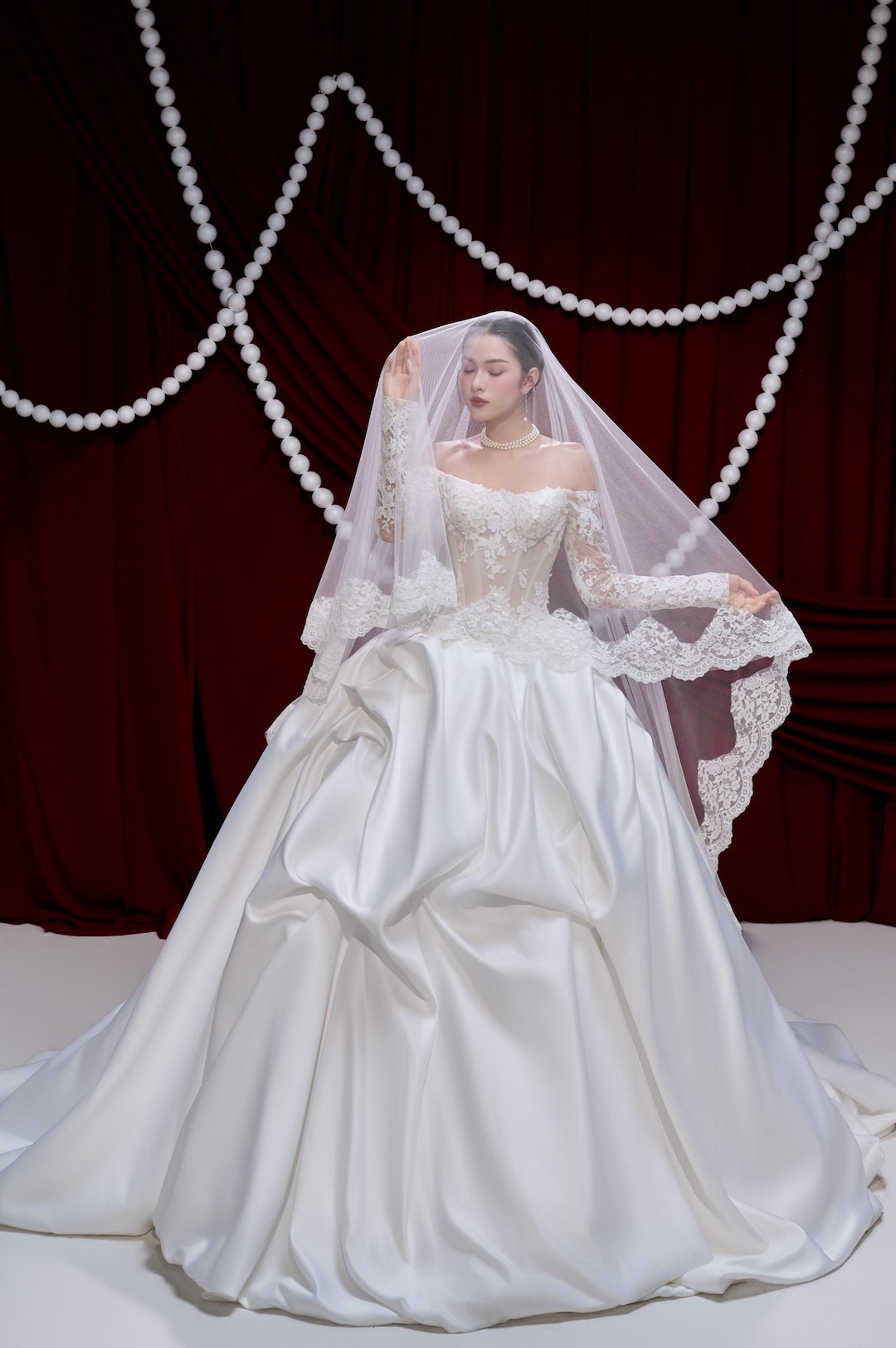 long sleeve wedding princess ball gown corset wedding dress High Neck Transparent Lace Sleeved Satin Lace Applique Voluminous XL/42 length lace train This corset wedding dress with long train and lace is now available in plus size A modern princess moment.