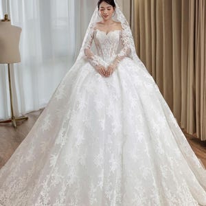 chinese dress ladies Glamorous Long Sleeves Lace Princess Wedding Dress Ball Gown High Neck
