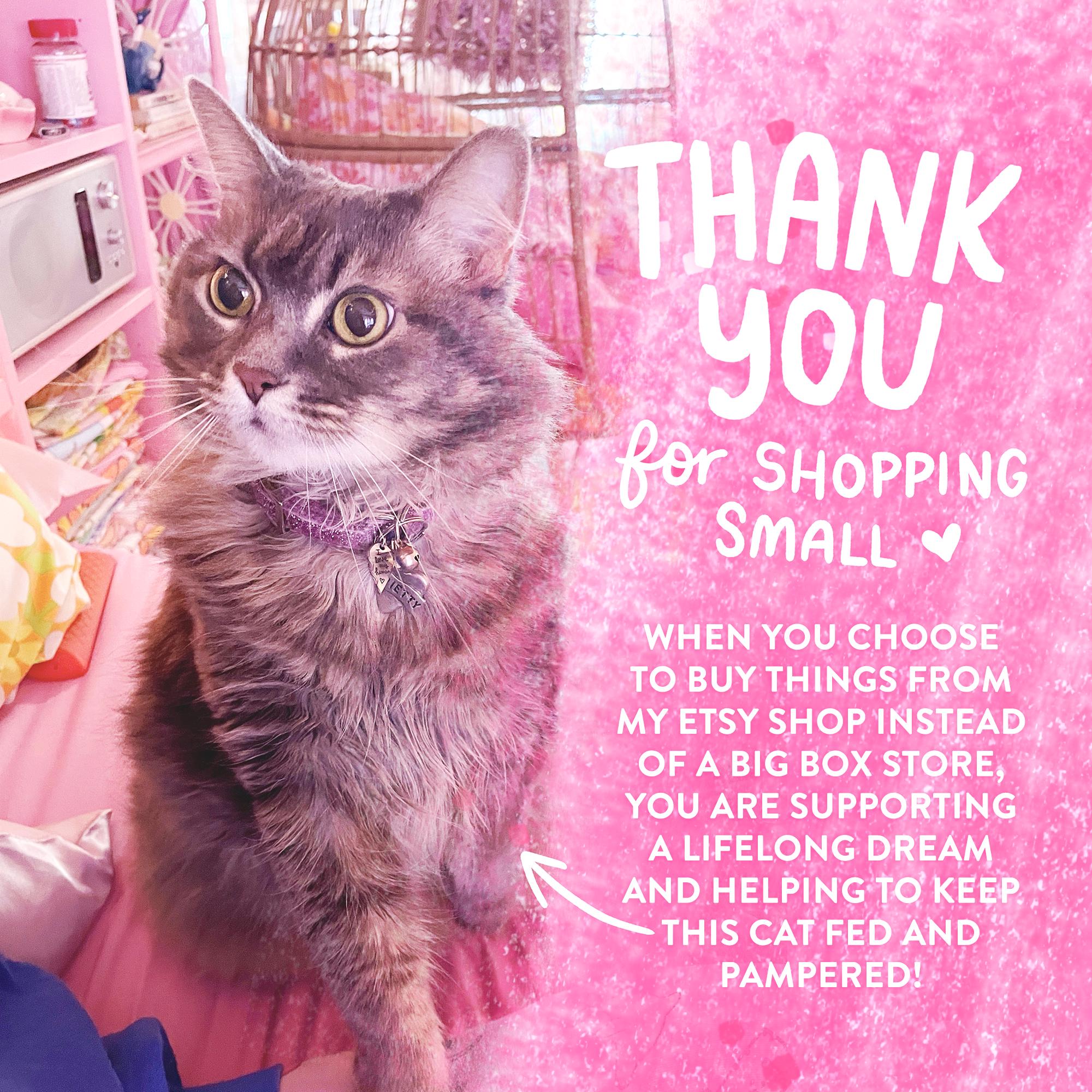 Je kunt geen tomelette maken zonder een geëmailleerde reversspeld van  Greggs/Succession te breken - Etsy België, image size:2000x2000