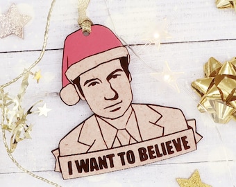 Mulder I want to believe X-Files Christmas ornament