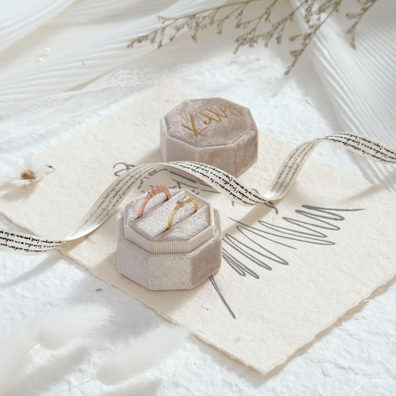 Personalized Velvet Wedding Ring Box, Wedding Ring Box White, Proposal Ring Bearer, Ring Box Proposal, Ringbox,Wedding Ring Holder, for Her