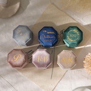 Personalised Velvet Ring Box, Wedding Ring Box White, Proposal Ring Bearer, Ring Box Proposal, Ringbox Samt,Wedding Ring Holder,Gift for Her