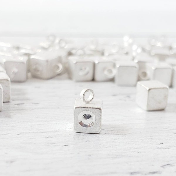 10pcs Matte Silver Cube Charms, Small 3D Cast Cube Pendants with Round Stamp