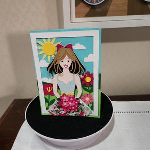 Carte souvenir en 3 dimensions pour poupée en papier avec porte-cartes cadeau escamotable