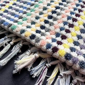 Handwoven Turkish Cotton Hand Towel: Soft Absorbent Spa Towel