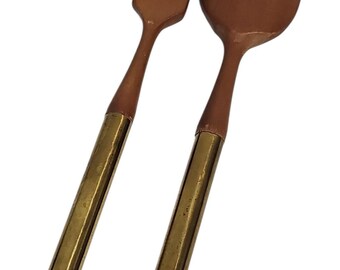 Set vintage MCM Nasco giapponese di forchette e cucchiai da insalata, marrone e oro, in legno e metallo