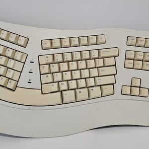 Vintage Microsoft Ergonomic Natural Keyboard 58221 Made in USA Windows NOT Tested