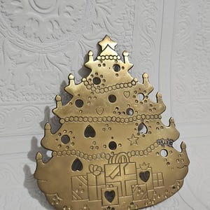 Vintage Brass Christmas Tree Trivet Gold Tone by Christmas Around the World Holiday Dinnerware