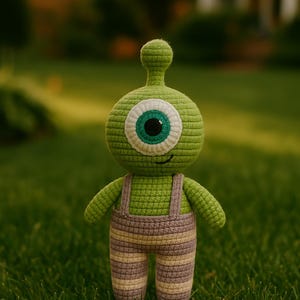 Amigurumi Alien Crochet Pattern: Beginner-Friendly Space Toy (PDF Download)