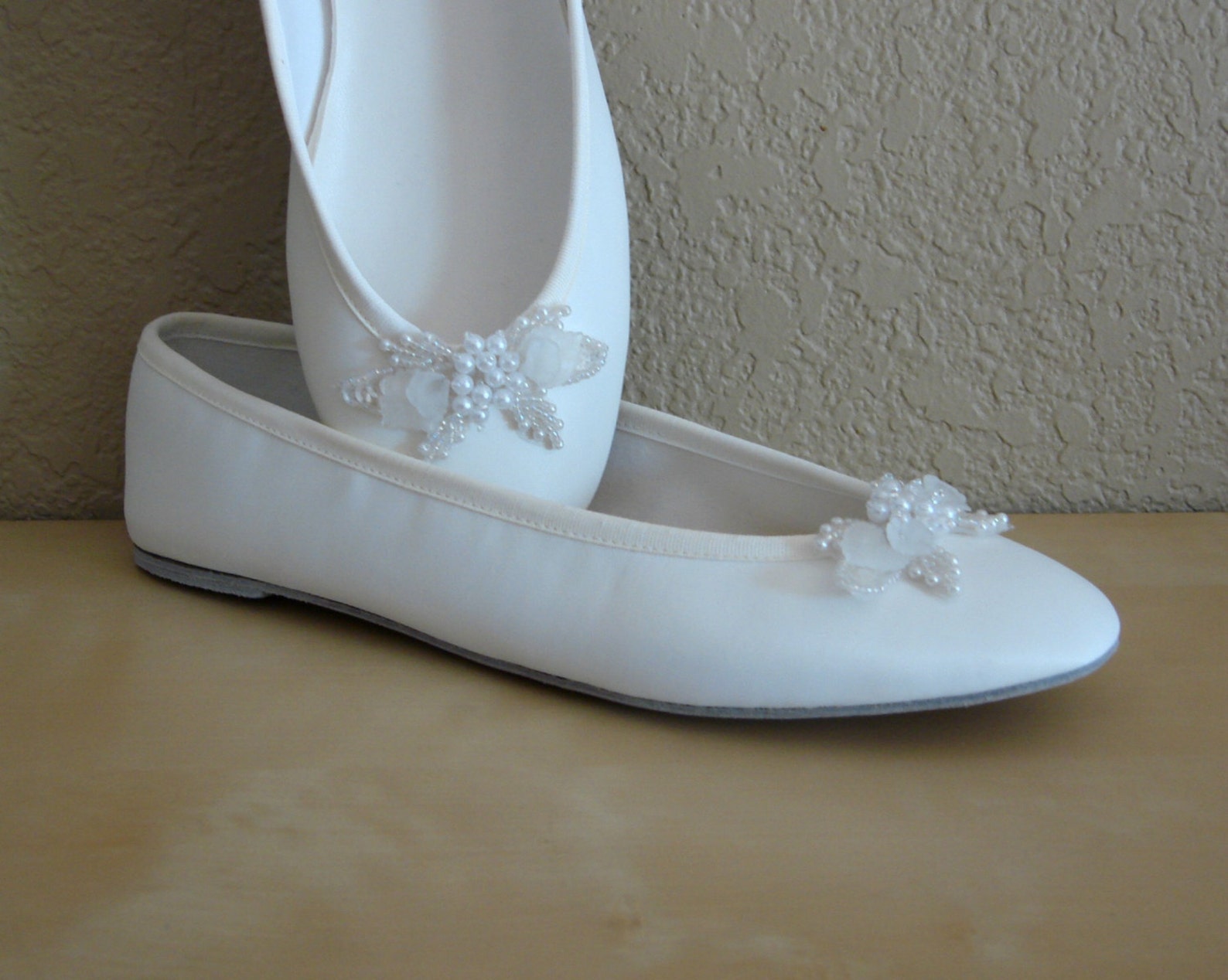 ready to ship. size 9. bridal shoes. wedding ballet slippers. hand adorned bridal flats.