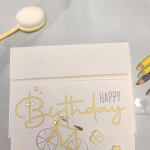 Carte d'anniversaire faite main, carte de joyeux anniversaire, carte d'anniversaire de vélo, carte unique, carte de joyeux anniversaire de vélo