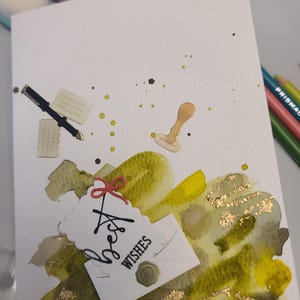 Carte aquarelle artisanale avec flocons d'or et accents 3D découpés à l'emporte-pièce Meilleurs voeux, Meilleurs voeux, Cartes aquarelle