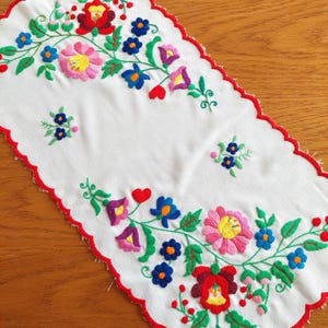 Hungarian Embroidery Table Cloths - Etsy
