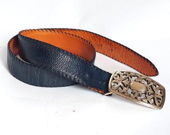 Vintage Italian Reptile House zwarte struisvogelleren riem met gouden filigraangesp, exotische huid middernacht unisex luxe accessoire