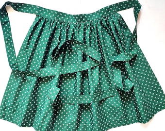 Vintage Women Dirndl Apron Green White Floral Pattern German Octoberfest Half Apron for Bavarian Trachten Folk Costume or Dress Vintage
