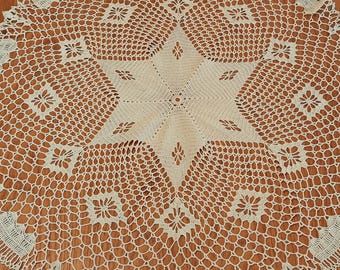 Nappe rectangulaire en coton et dentelle beige en patchwork faite main