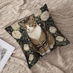William Morris Pillow, Cat Print Pillow, William morris Decor, Vintage Cat Scatter Cushion,  Animal Throw Pillow