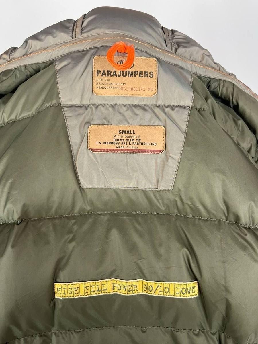 パラジャンパーズHIGH FILL POWER 90/10 DOWN ジャケット PARAJUMPERS 