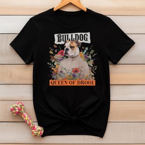 Bulldog Dog Shirt – Bulldog Mom Gift – Vintage Floral Bulldog T-Shirt – English Bulldog Tee for Women – Custom Pet Lover Shirt