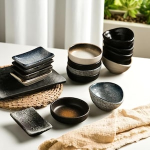 Japanese Ceramic Soy Sauce Dish – Creative Seasoning Dip Plate for Vinegar, Spices, Appetizers & Kitchen Decor Gift