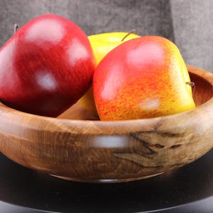Maple Burl bowl 7.75in dia. x2.25in