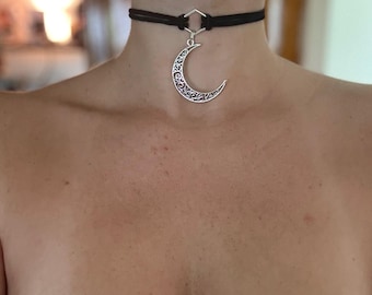 The Black Moon Lilith Choker
